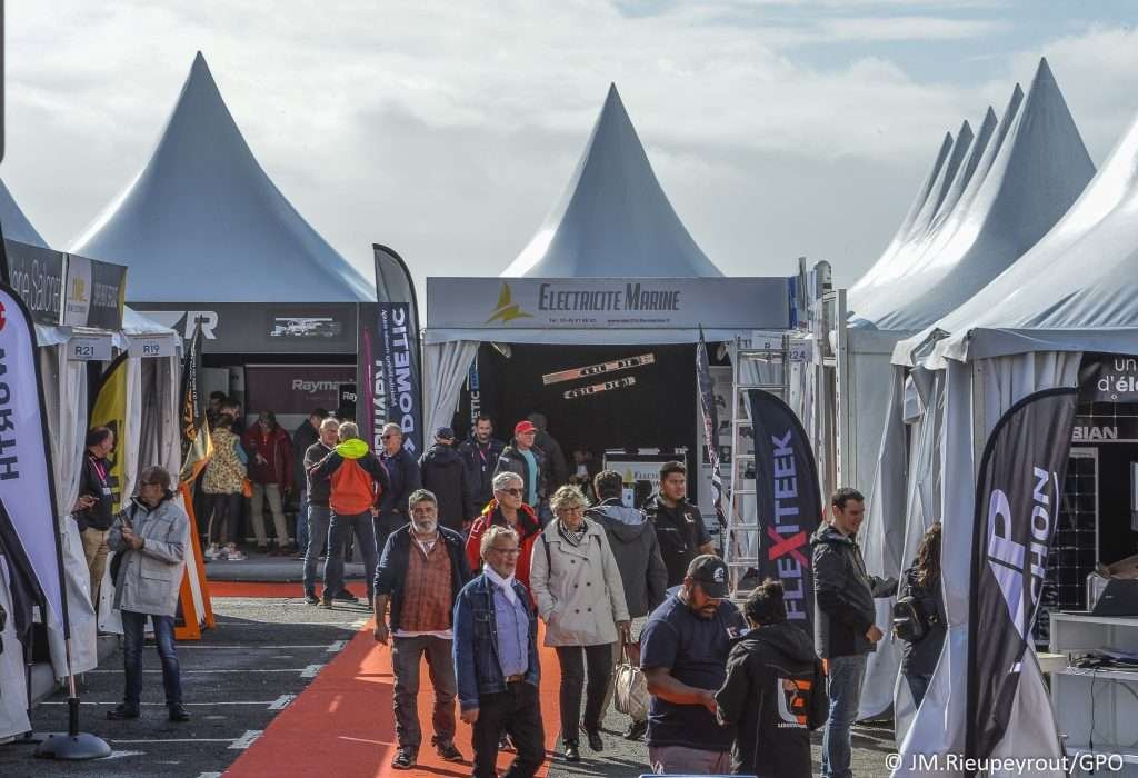 Sailing-Stream.fr ⚓ LE RETOUR DE « VOILES DE NUIT » ! pour Le Grand Pavois La Rochelle du 20 au 25 septembre 2023 ⚓ Voiliers