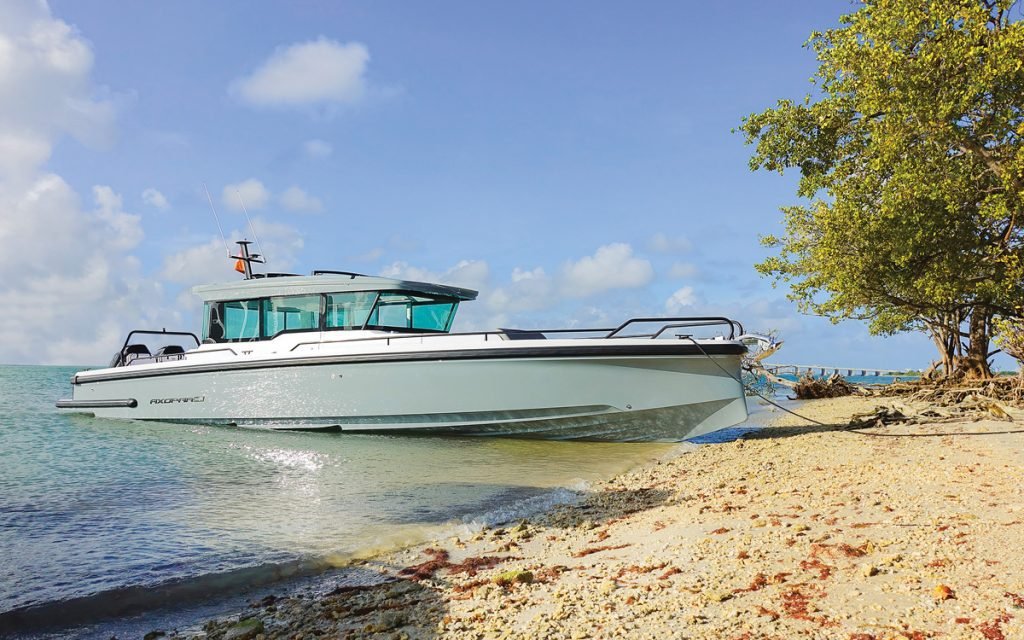 Sailing-Stream.fr ⚓ 19 des meilleurs bateaux exposés au salon nautique de Palm Beach 2021 ⚓ Bateaux à moteur