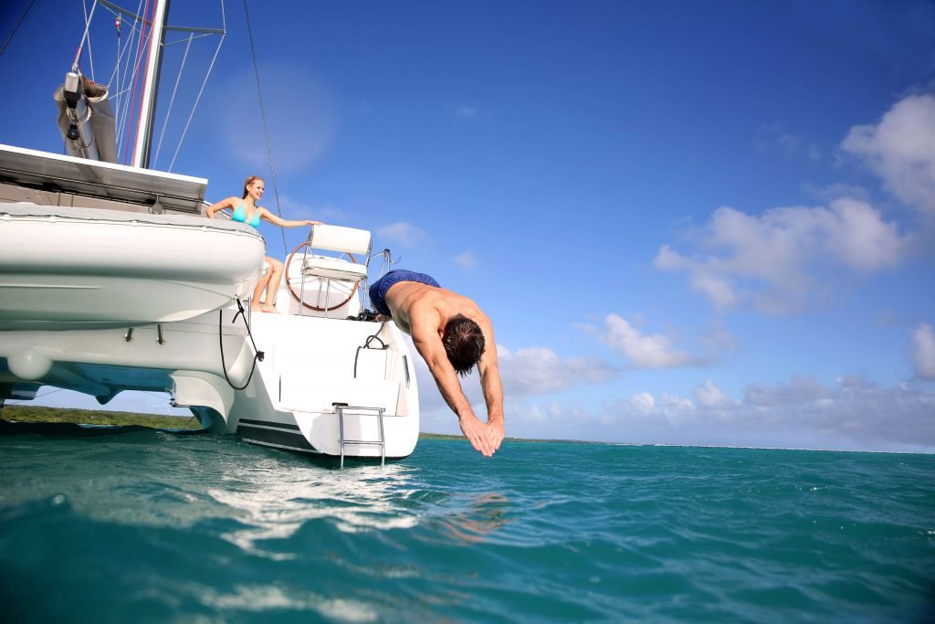 Sailing-Stream.fr ⚓ Location de bateaux et charters de yachts à Miami ⚓ Bateaux à moteur