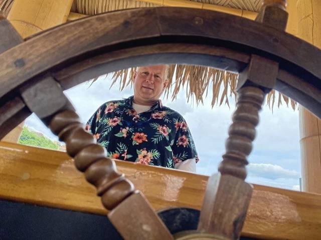 Sailing-Stream.fr ⚓ Excursions en bateau Tiki sur les rivières de Pittsburgh ⚓ Bateaux de croisière