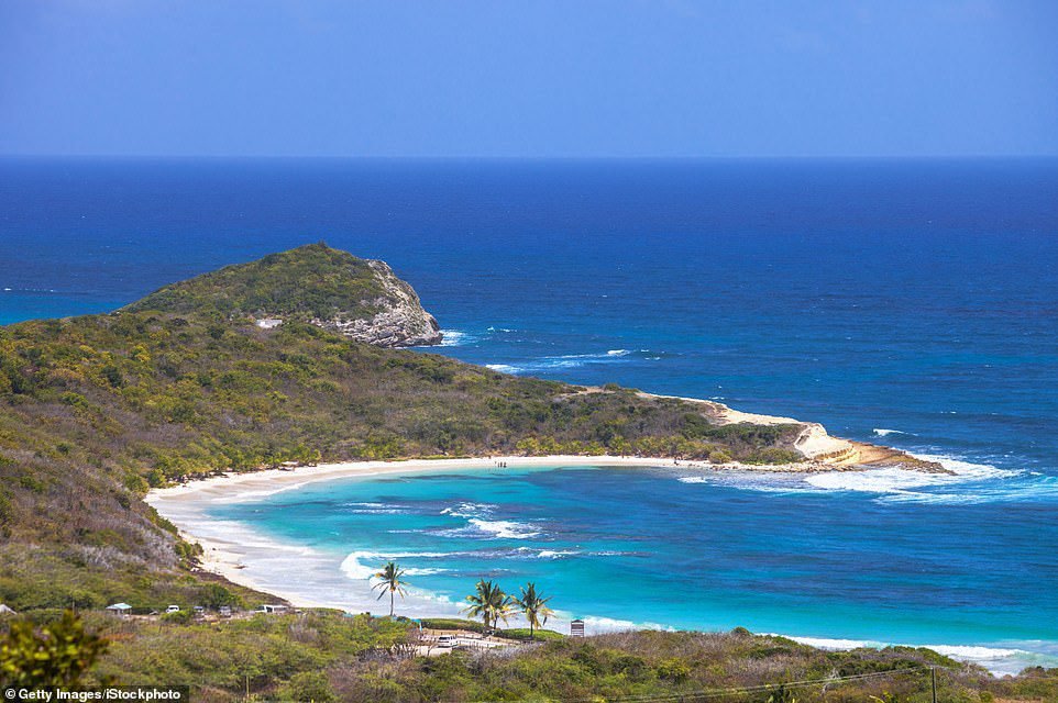 Sailing-Stream.fr ⚓ Vacances aux Caraïbes : les joies d'Antigua, Barbade, Grenade et Turks & Caicos, classées vertes ⚓ Catamarans