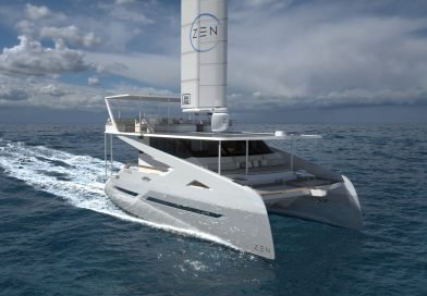 Le yacht solaire Zen50 est équipé d’une wingsail qui augmente la vitesse et l’autonomie.